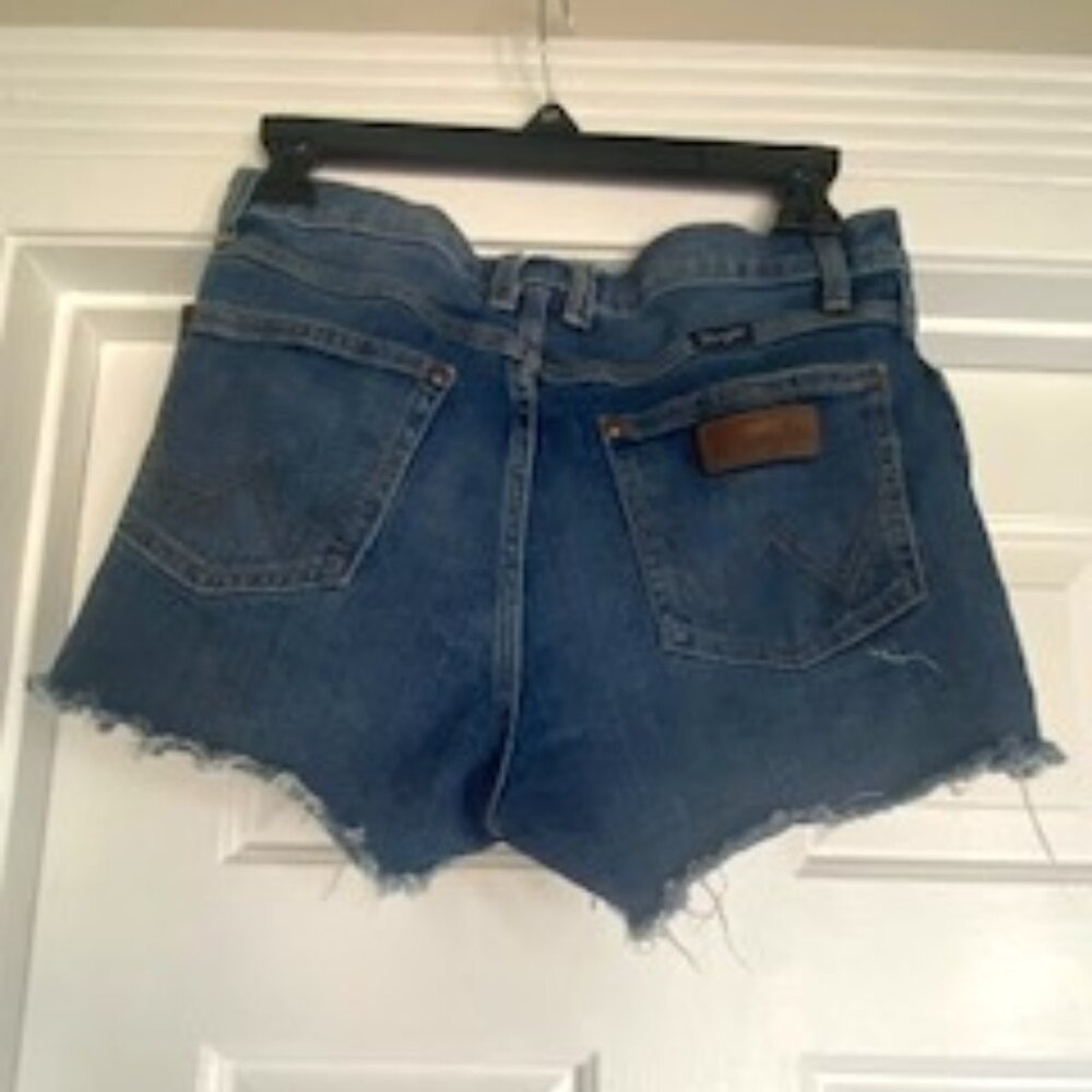 Wrangler Womens Retro High Rise Cut-Off Short Blair - Size 3 avg